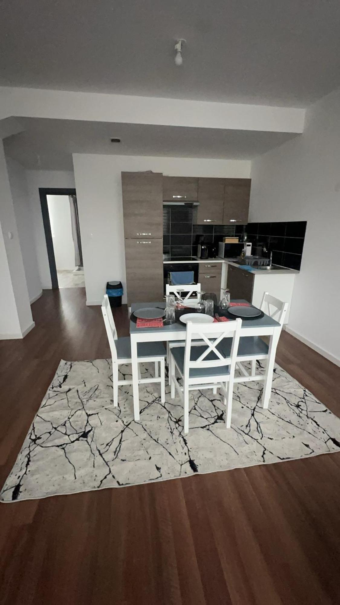 Lionceau Appartement 2 Pieces Une Chambre Et Un Grand Sejour Accueille 5 Personnes Olenevka Ngoại thất bức ảnh